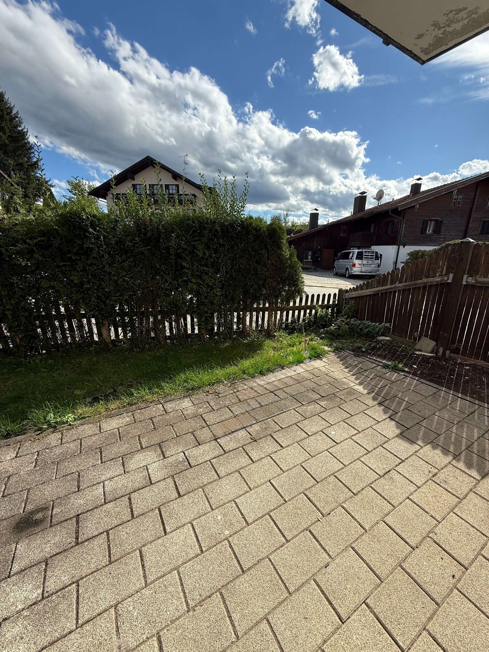 Ihr neues Zuhause: Großzügige 4-Zimmer-Wohnung mit Terrasse in Aicha vorm Wald – Wohnung in Aicha vorm Wald