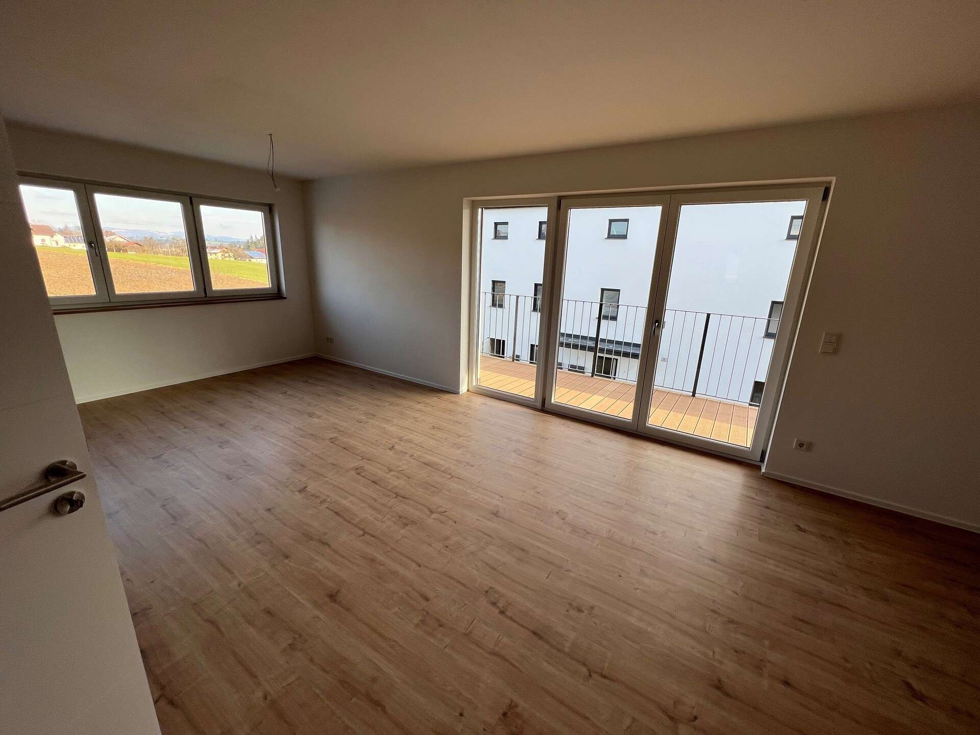 Großzügige 3-Zimmer-Balkonwohnung am Stadtrand Passau zu vermieten – Wohnung in Tiefenbach
