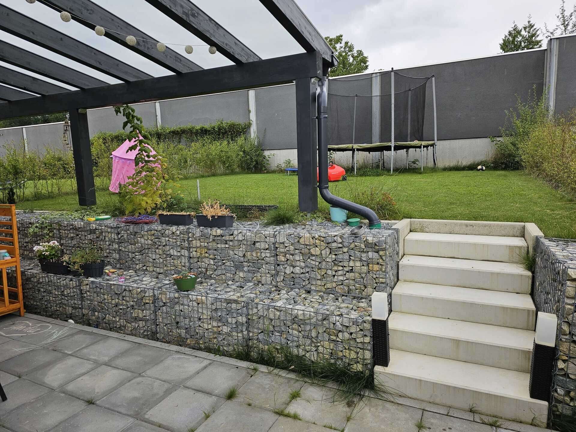 Moderne Doppelhaushälfte an der Stadtgrenze Passau mit Terrasse – Haus in Tiefenbach