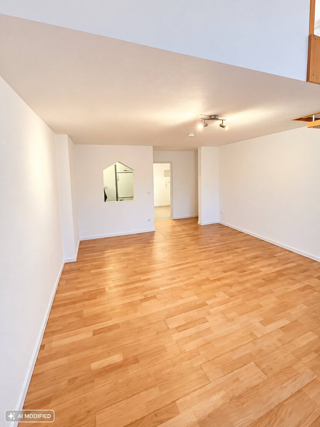 Wohnen mit Charme – Helle 2-Zimmer-Maisonette mit Galerie, Loggia & Blick ins Grüne
