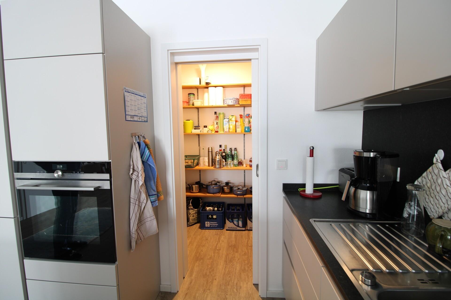 Küche/Speisekammer