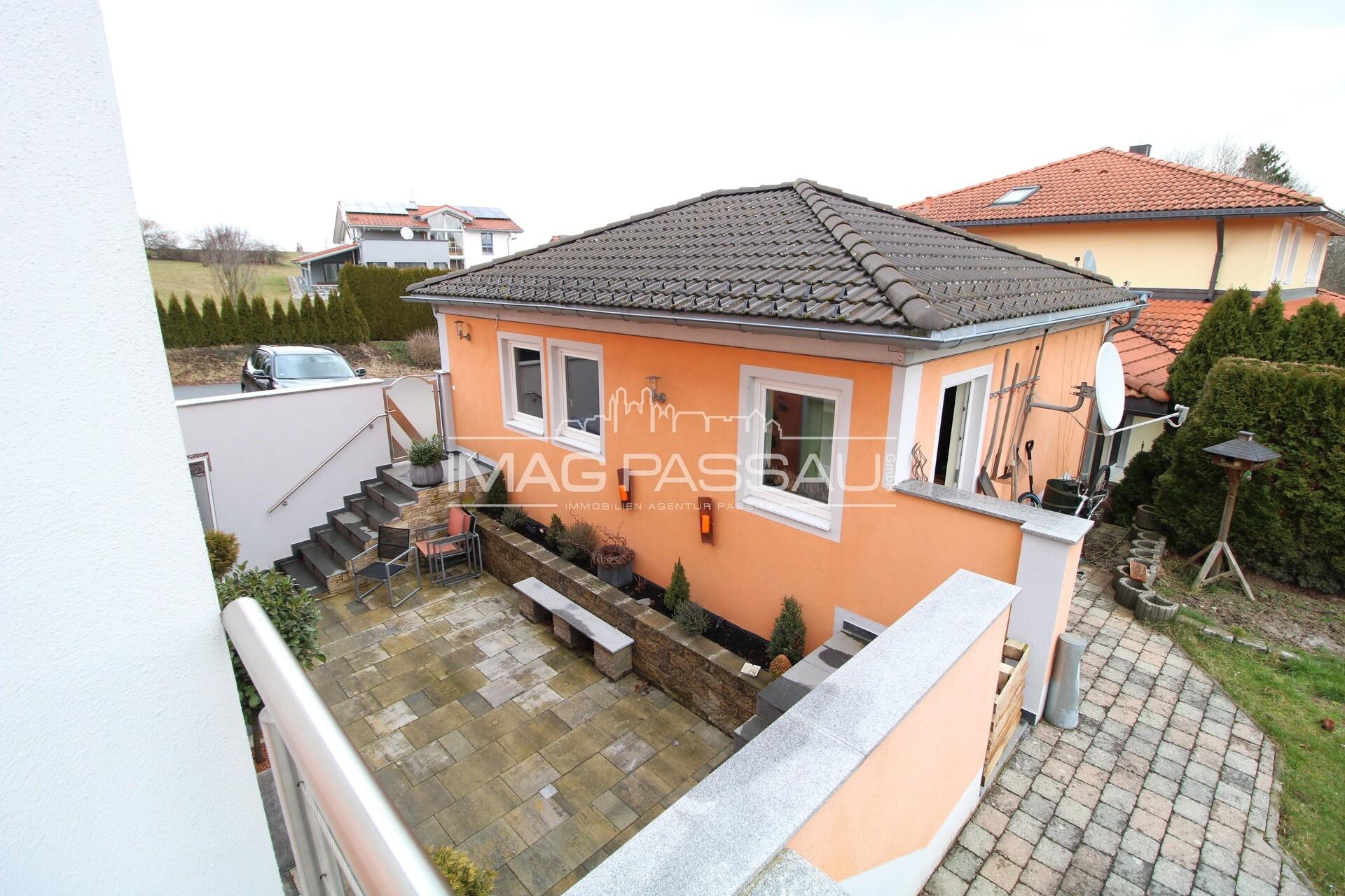 Aussenansicht-Garage