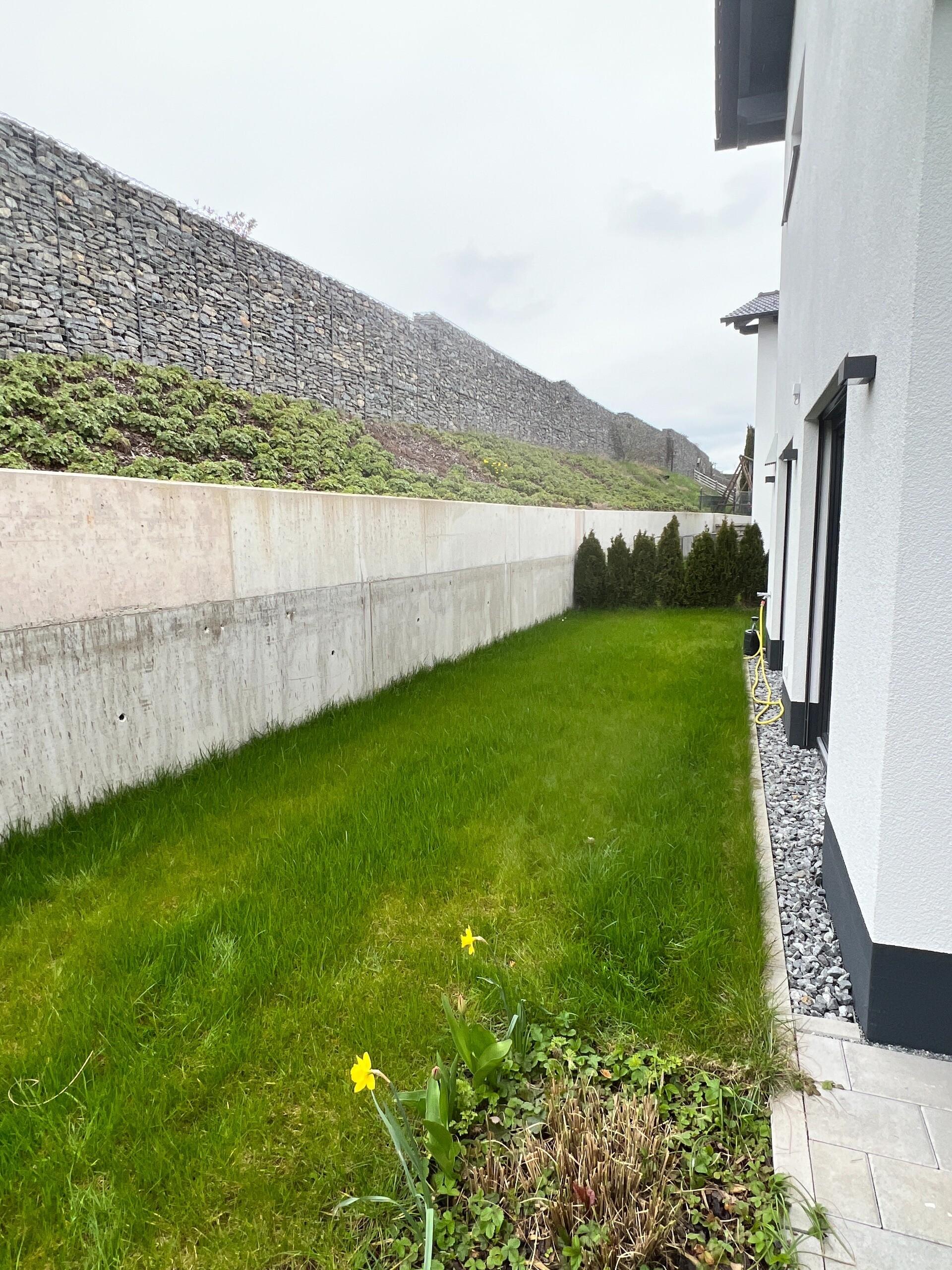 Garten-Seitlich