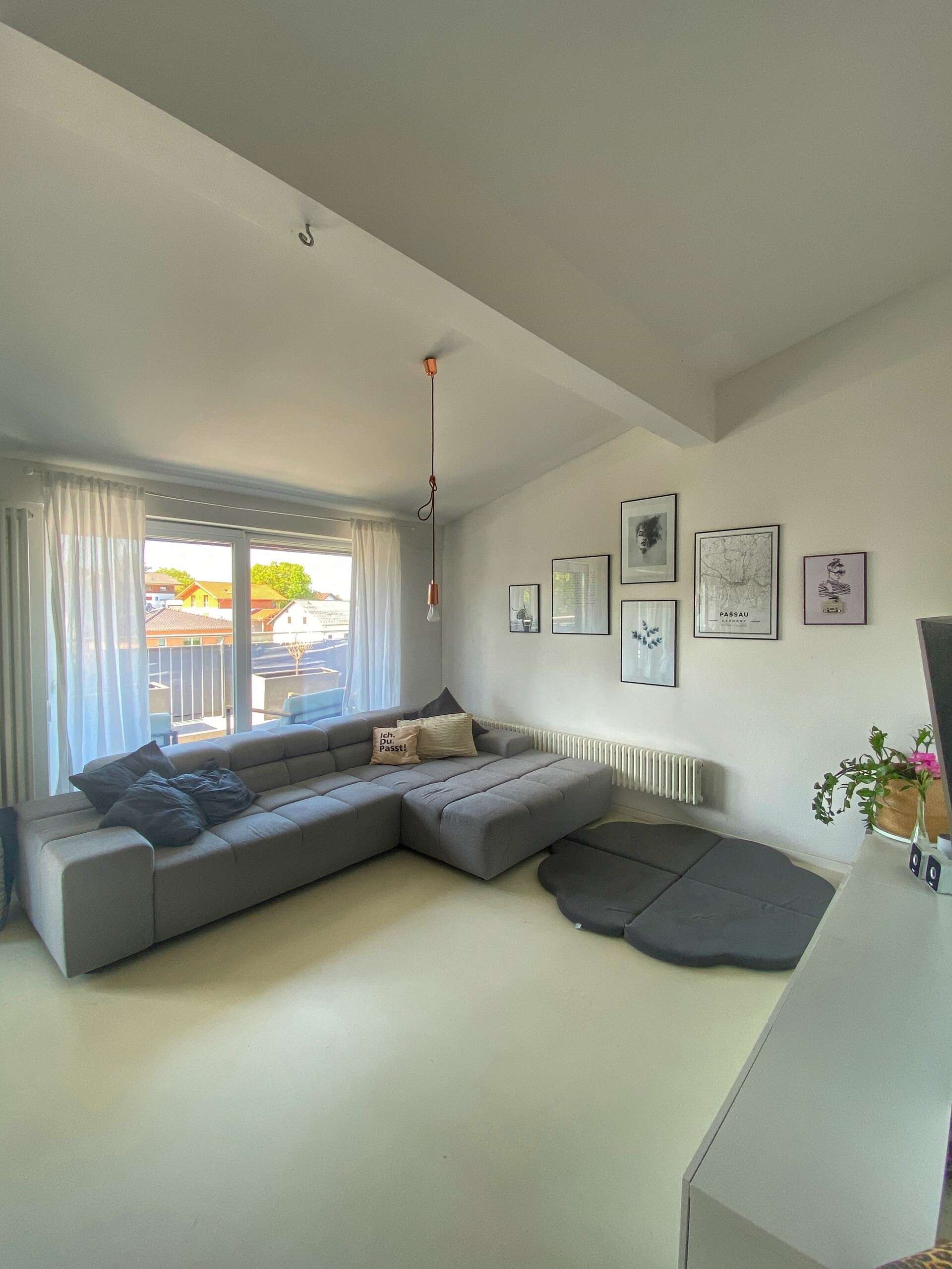 Stilvolle Penthousewohnung, mit 84 m² und großer Dachterrasse inkl. Garage und Stellplatz – Immobilie in Tiefenbach