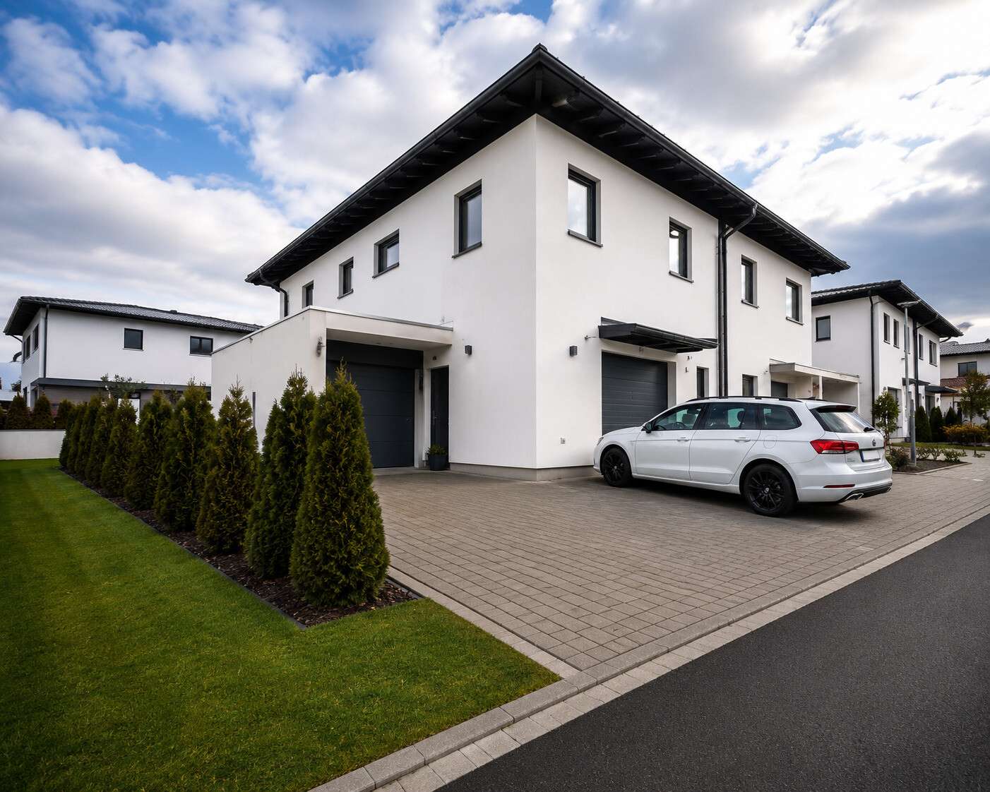 Moderne Doppelhaushälfte in Bäckerreut/Patriching – ruhige Lage & hochwertiges Wohnen – Haus in Tiefenbach