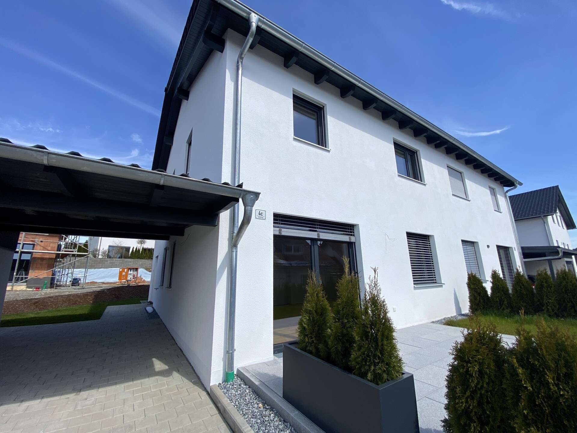 Doppelhaushälfte in familiärer Sieglungslage zum Erstbezug, ab sofort, zu vermieten – Haus in Tiefenbach