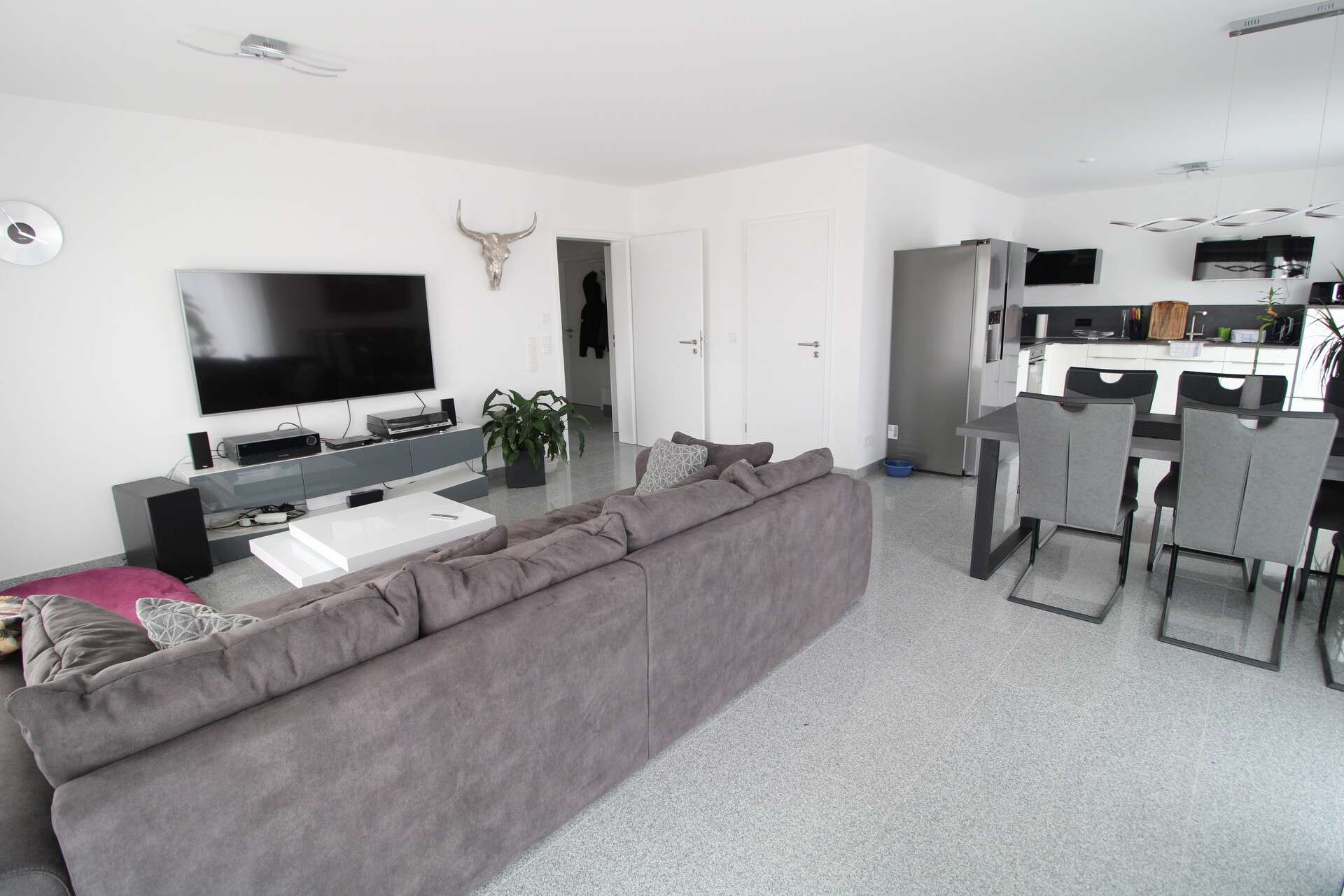 Moderne und geräumige Wohnung in Neukirchen vorm Wald – Wohnung in Neukirchen vorm Wald