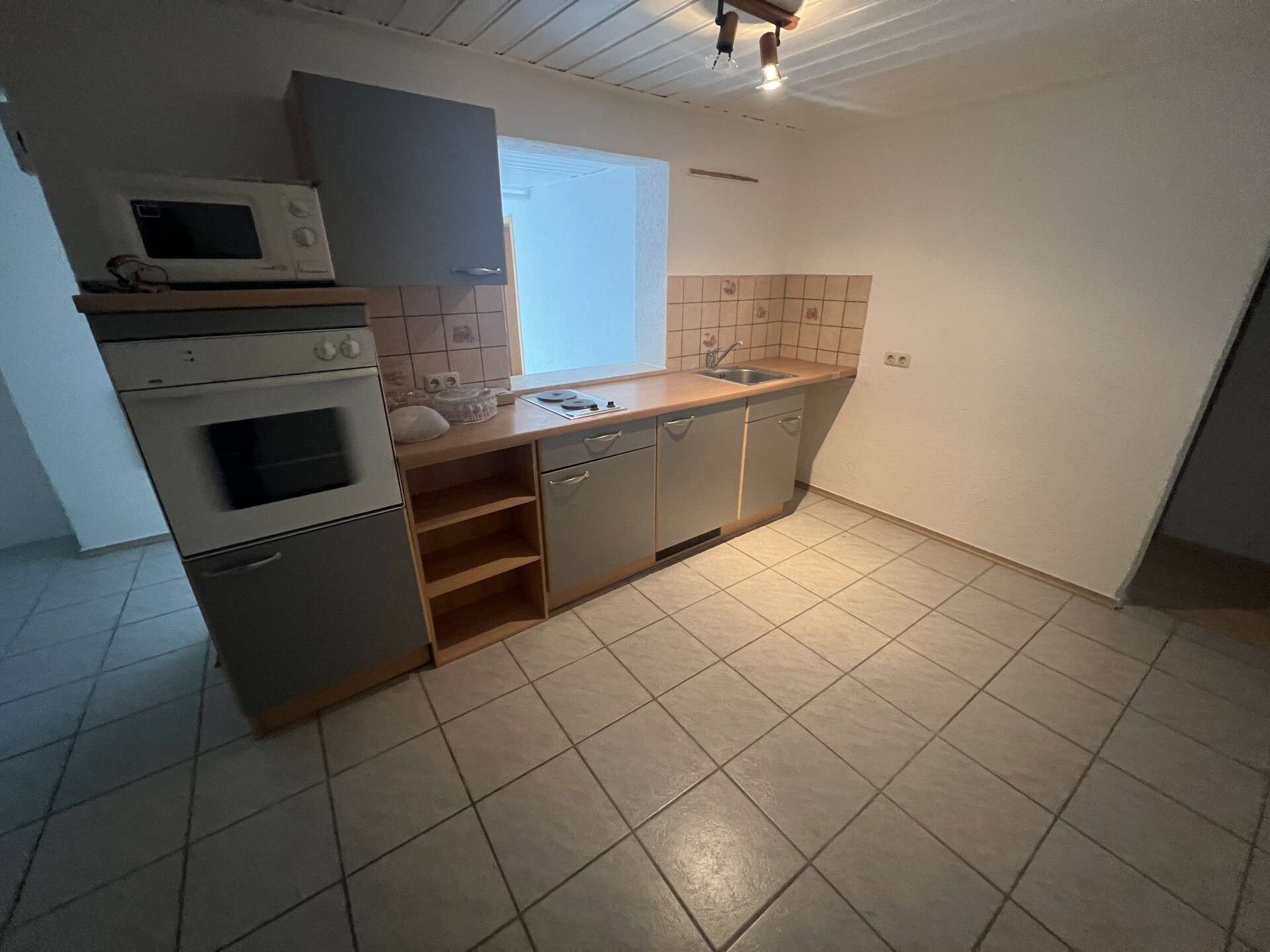 Geräumige 3 Zimmerwohnung in schöner Siedlungslage in Salzweg zu vermieten – Immobilie in Salzweg