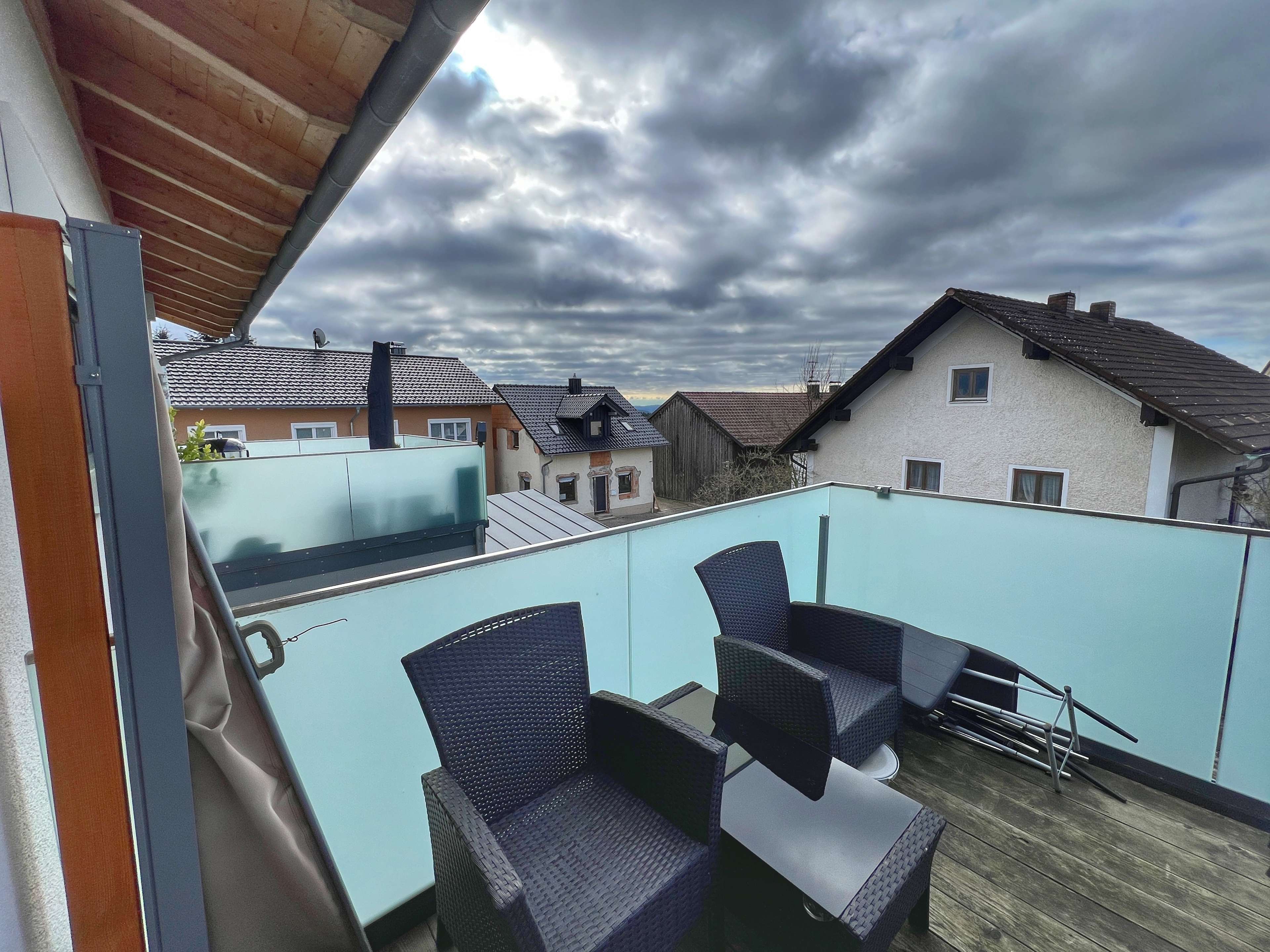 2-Zimmer-Wohnung mit Balkon und Stellplatz – Verfügbar im Juni
