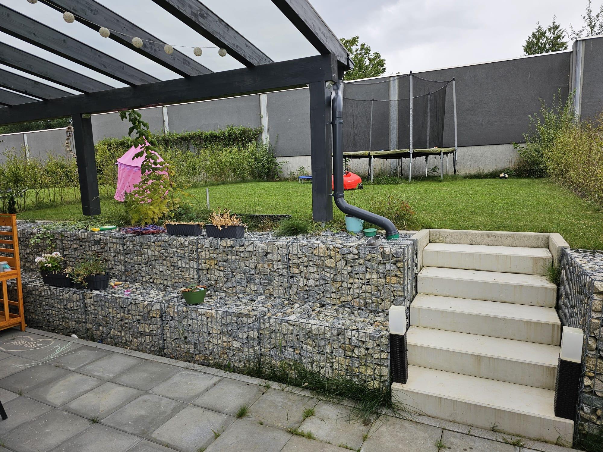 Moderne Doppelhaushälfte an der Stadtgrenze Passau mit Terrasse